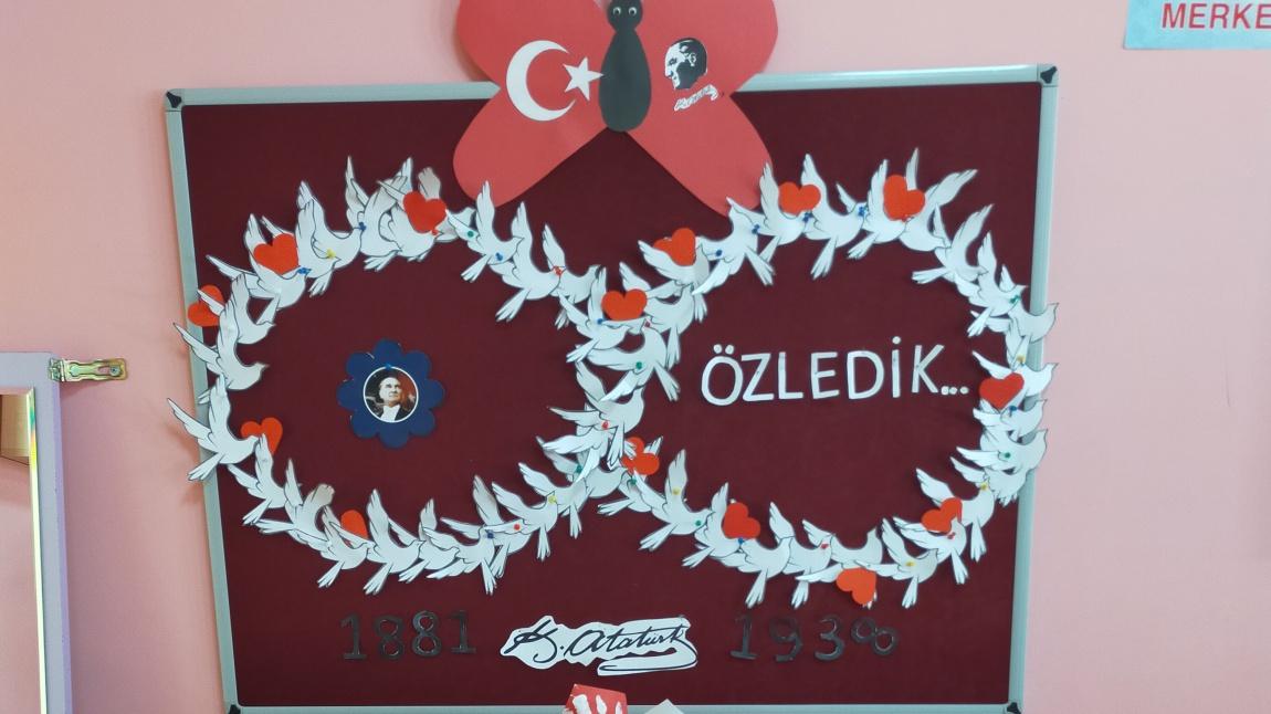 Atatürk Haftası B şubesi Sınıf etkinliği